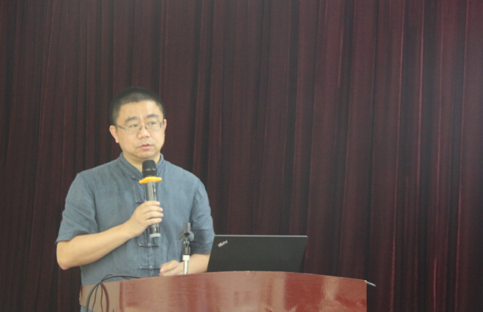 國(guó)家新聞出版廣電總局?jǐn)?shù)字出版司科技與標(biāo)準(zhǔn)處處長(zhǎng)馮宏聲發(fā)表講話